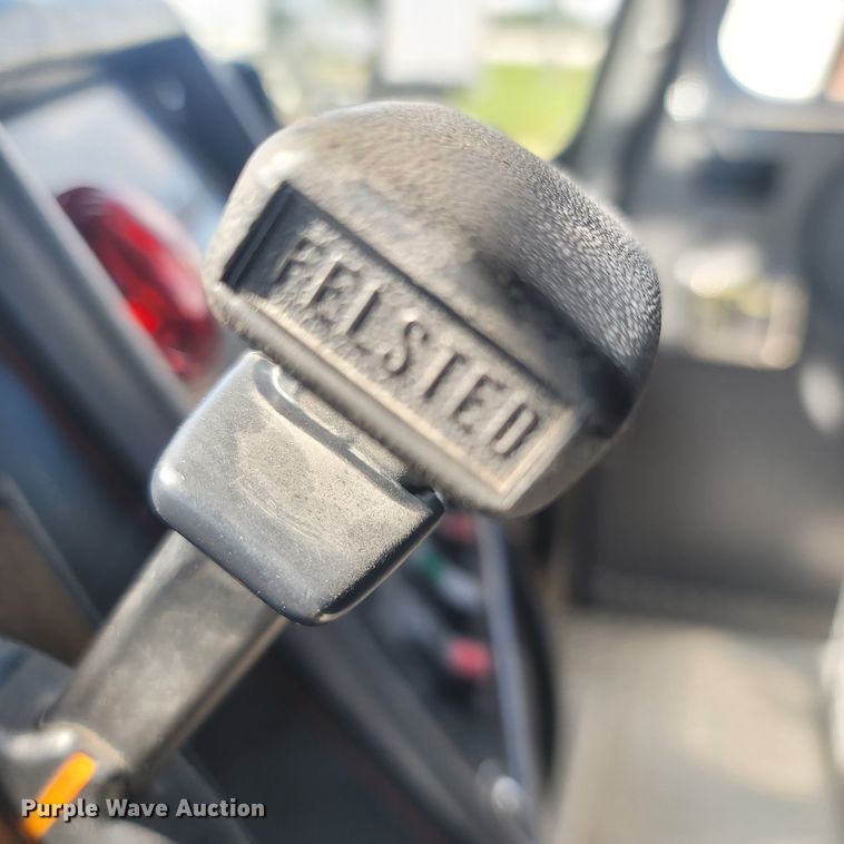 image for item LM9726 1992 Federal Motors Hurricane  aerial platform fire truck