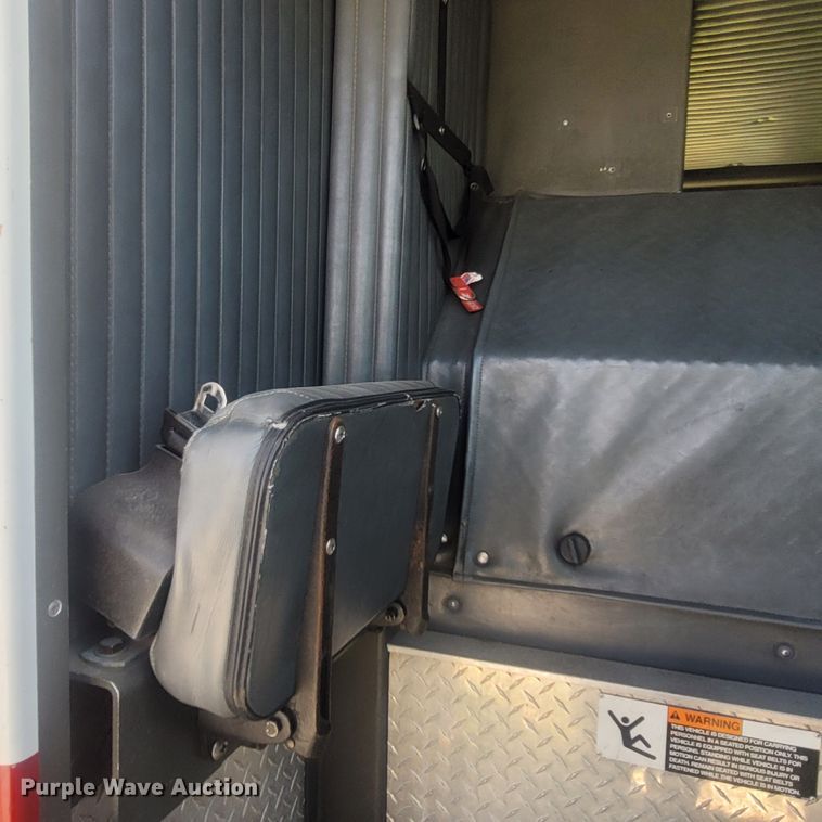 image for item LM9726 1992 Federal Motors Hurricane  aerial platform fire truck