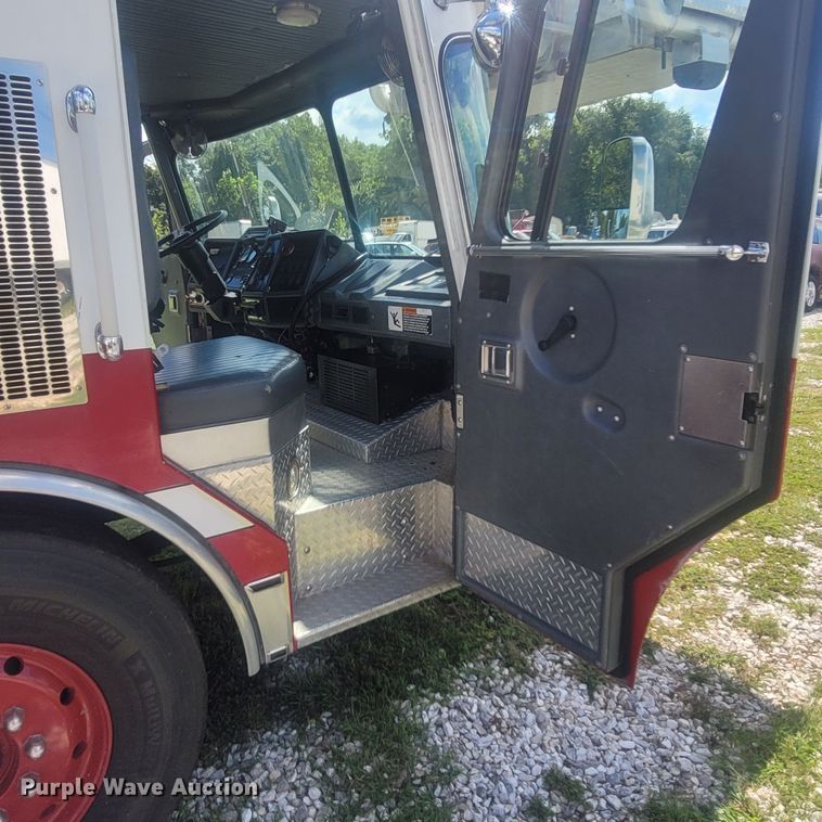 image for item LM9726 1992 Federal Motors Hurricane  aerial platform fire truck