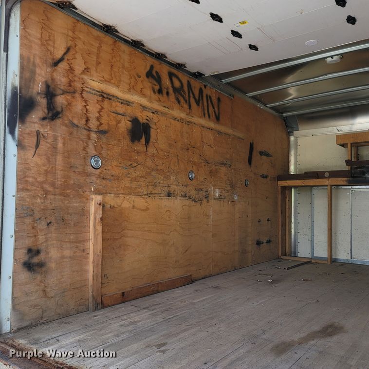 image for item LM9727 2014 Ford E350 Super Duty  box truck