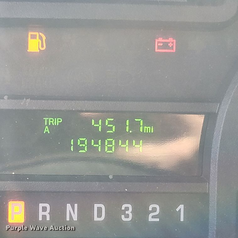 image for item LM9727 2014 Ford E350 Super Duty  box truck