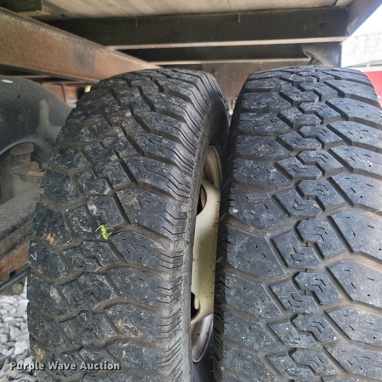 image for item LM9727 2014 Ford E350 Super Duty  box truck