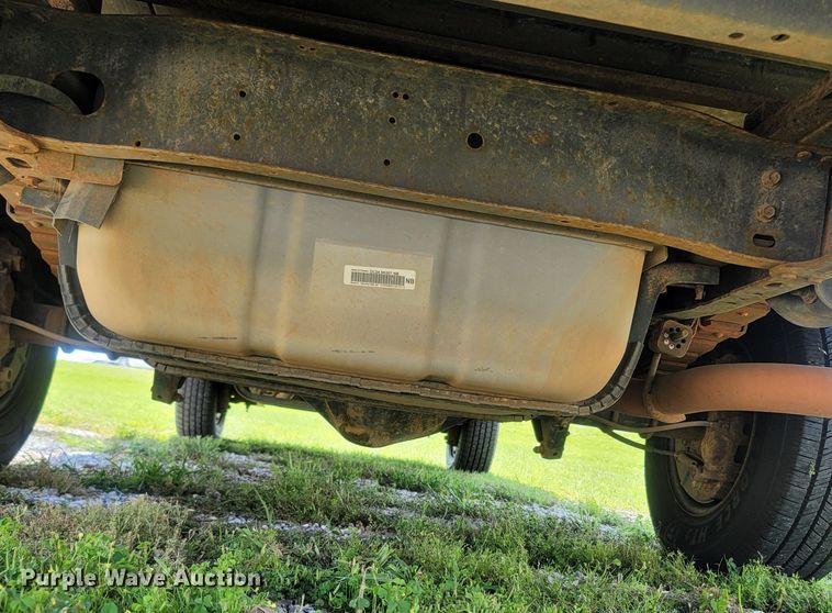 image for item LM9728 2014 Ford E350 Super Duty  box truck