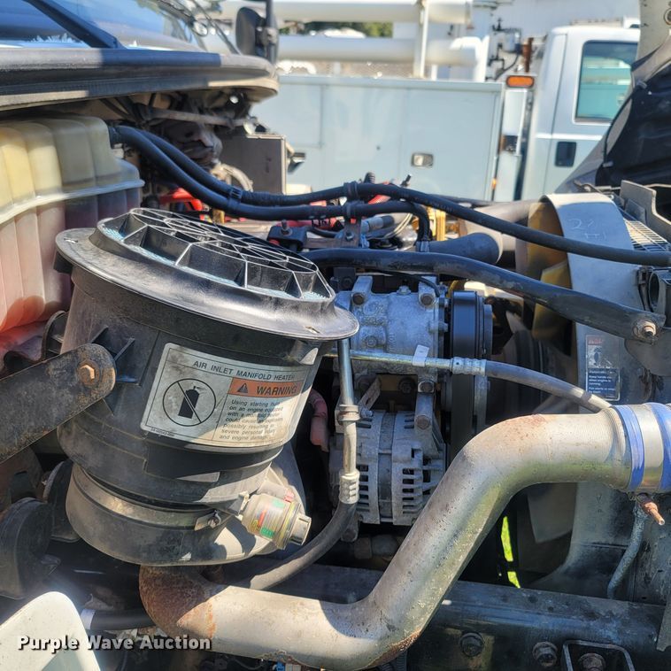 image for item LM9729 2007 Freightliner Business Class M2  bucket truck