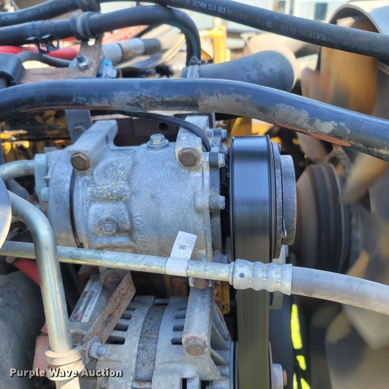 image for item LM9729 2007 Freightliner Business Class M2  bucket truck