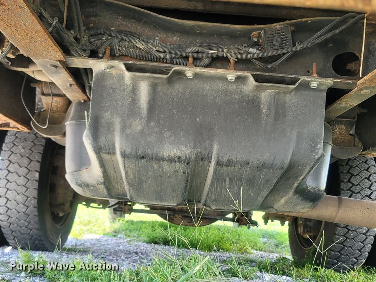 image for item LM9730 2009 Dodge Ram 5500HD  bucket truck