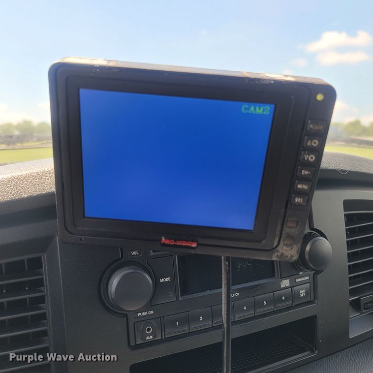 image for item LM9730 2009 Dodge Ram 5500HD  bucket truck