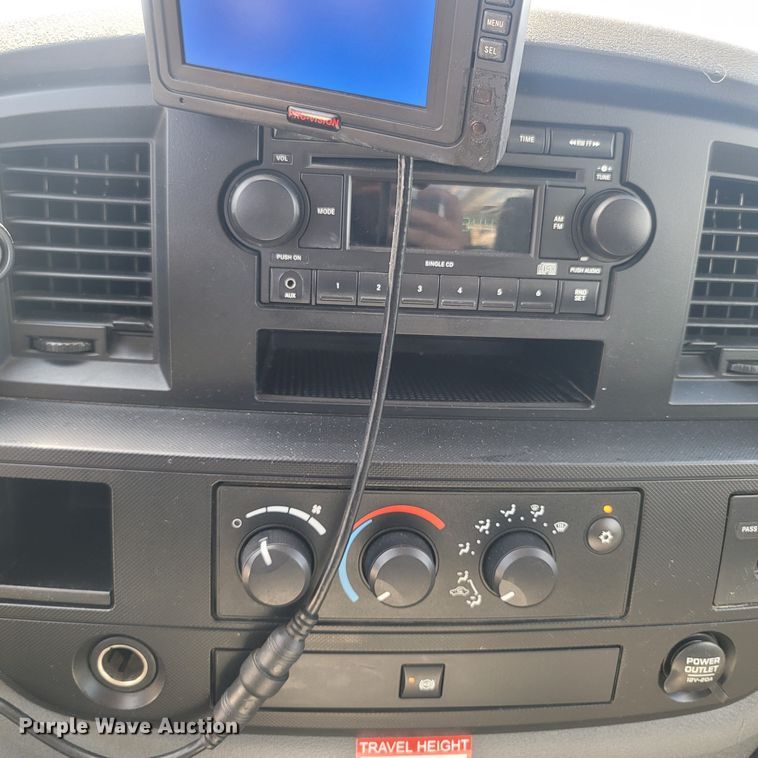 image for item LM9730 2009 Dodge Ram 5500HD  bucket truck