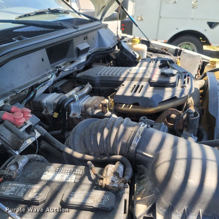 image for item LM9730 2009 Dodge Ram 5500HD  bucket truck