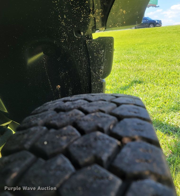 image for item LM9730 2009 Dodge Ram 5500HD  bucket truck