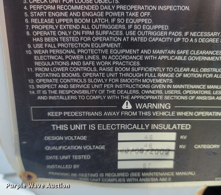 image for item LM9730 2009 Dodge Ram 5500HD  bucket truck