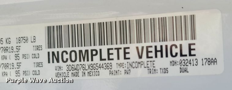 image for item LM9730 2009 Dodge Ram 5500HD  bucket truck