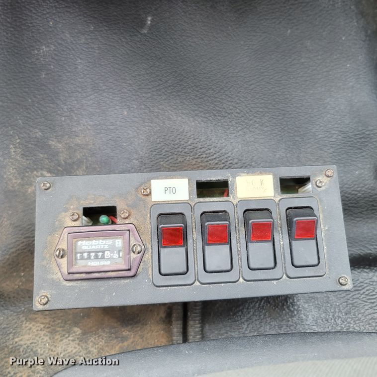 image for item LM9731 2008 Dodge Ram 5500HD  bucket truck