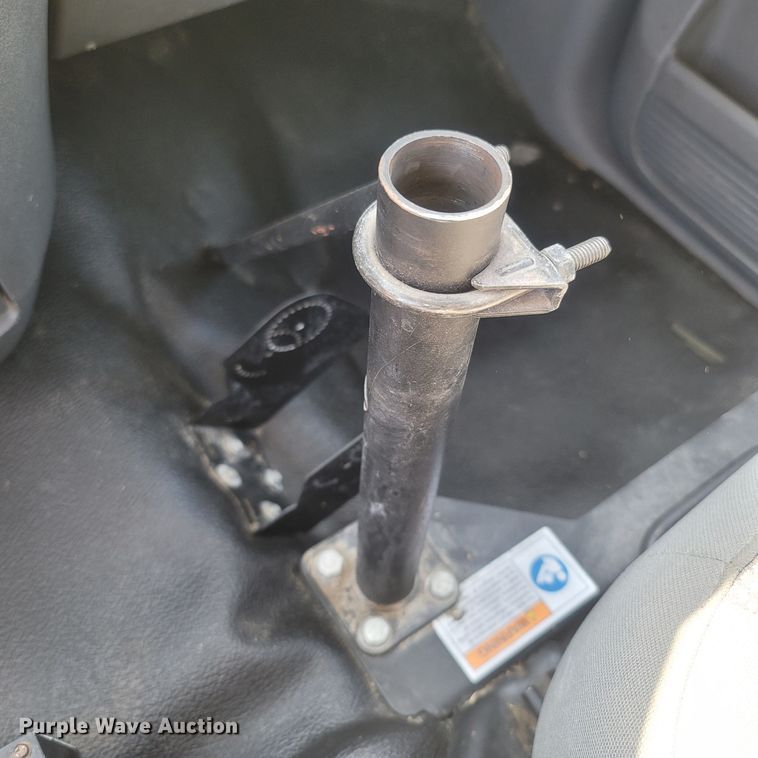 image for item LM9731 2008 Dodge Ram 5500HD  bucket truck