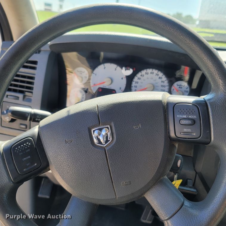 image for item LM9731 2008 Dodge Ram 5500HD  bucket truck