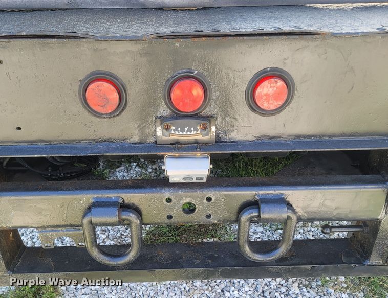 image for item LM9732 2011 Ford F550 Super Duty XL  bucket truck