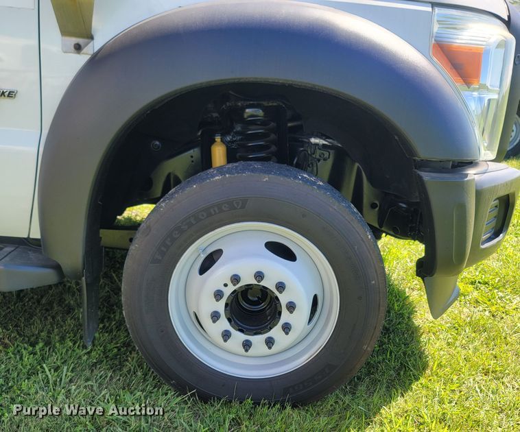 image for item LM9732 2011 Ford F550 Super Duty XL  bucket truck