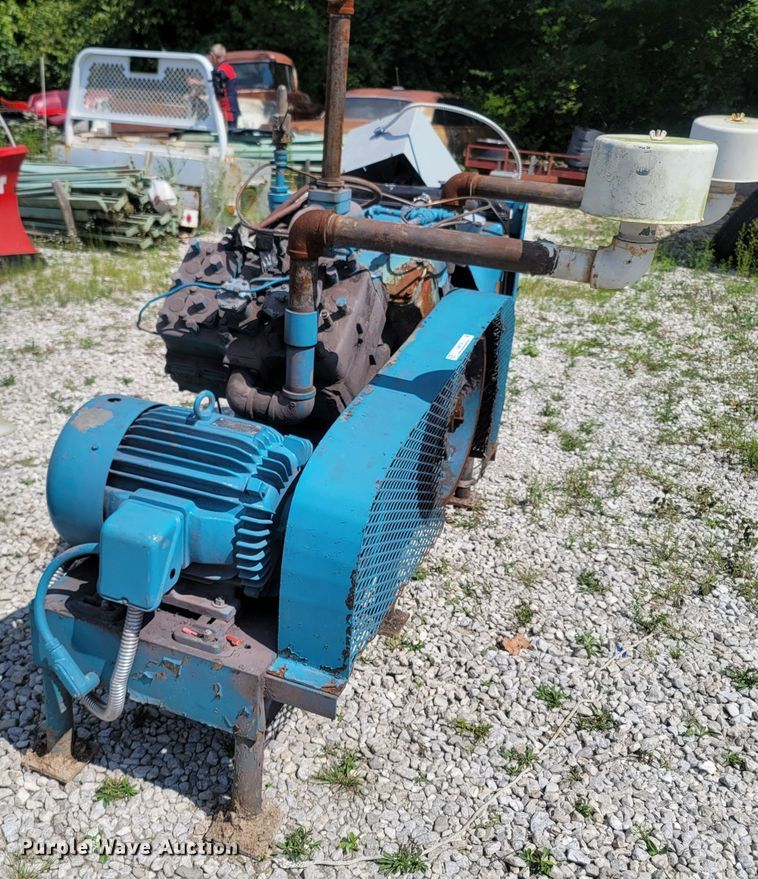 image for item LM9736 Air compressor