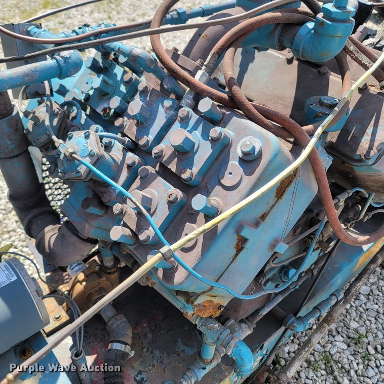 image for item LM9736 Air compressor