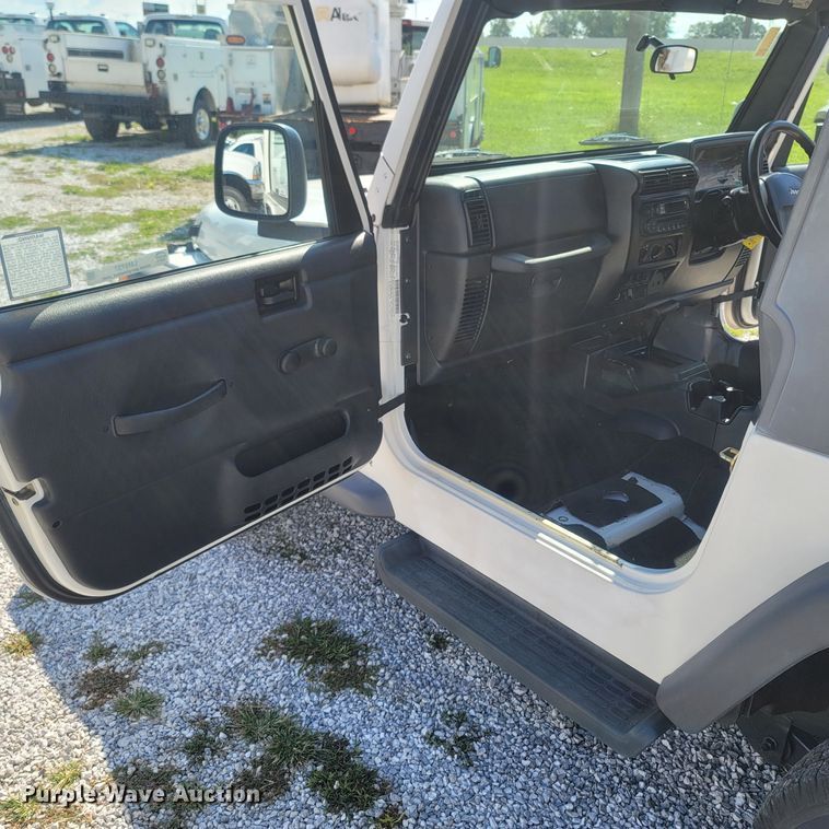 image for item LM9737 2005 Jeep Wrangler  SUV