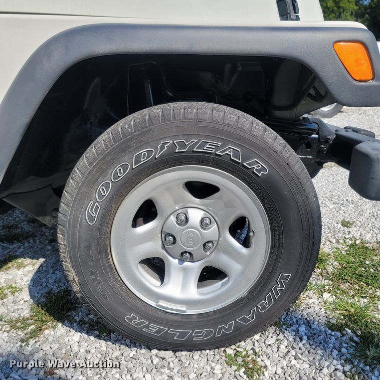 image for item LM9737 2005 Jeep Wrangler  SUV