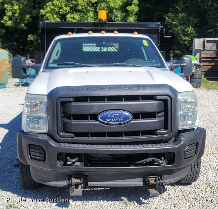 image for item LM9738 2011 Ford F550 Super Duty  dump truck