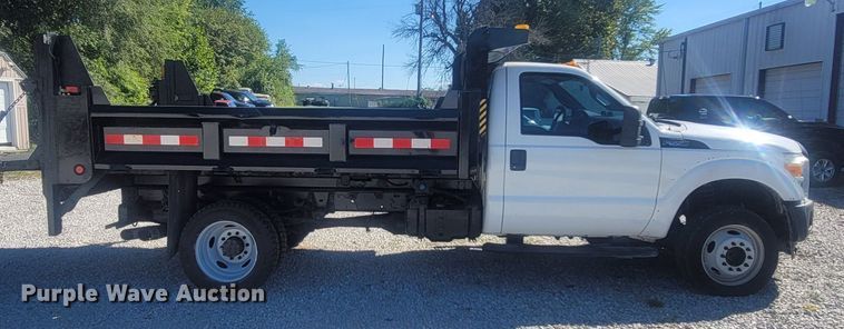 image for item LM9738 2011 Ford F550 Super Duty  dump truck