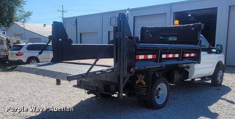 image for item LM9738 2011 Ford F550 Super Duty  dump truck