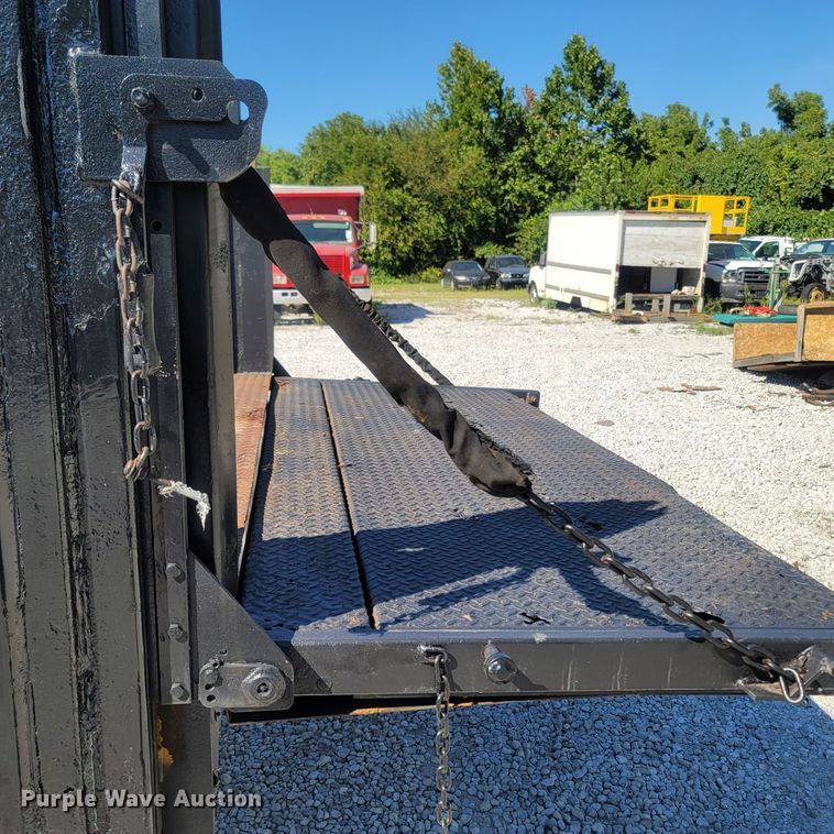 image for item LM9738 2011 Ford F550 Super Duty  dump truck