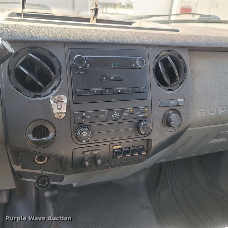 image for item LM9738 2011 Ford F550 Super Duty  dump truck