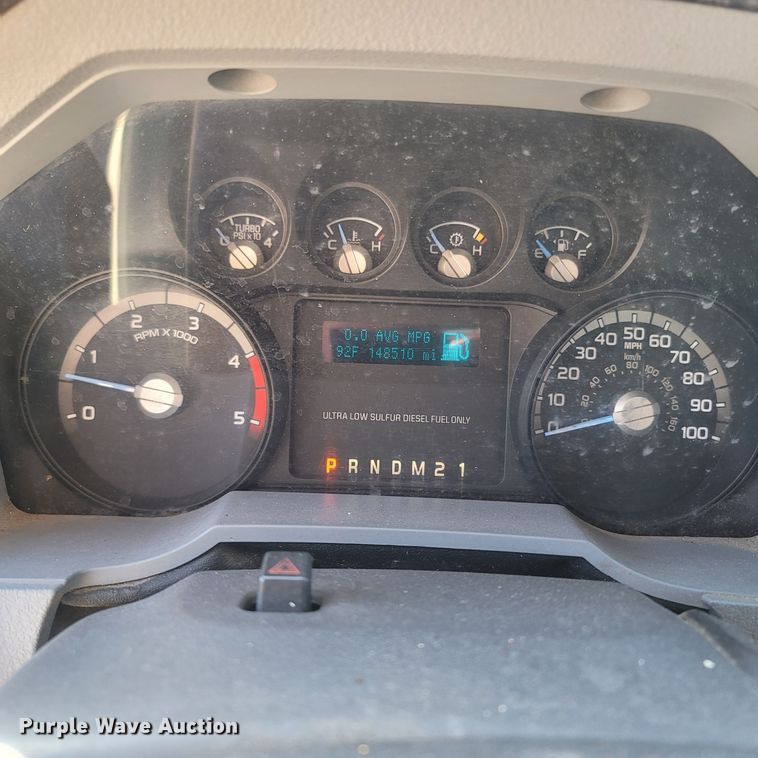 image for item LM9738 2011 Ford F550 Super Duty  dump truck