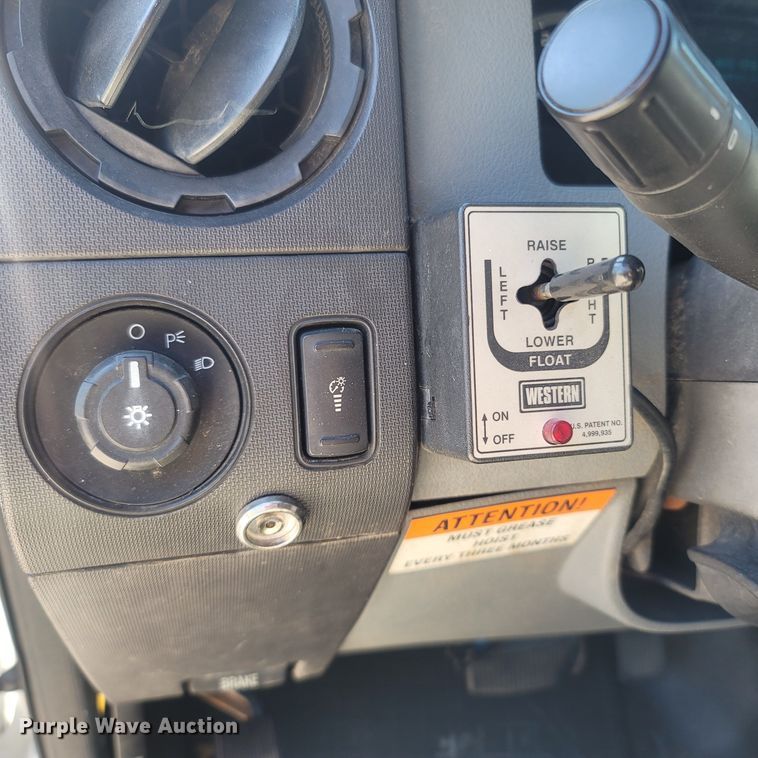 image for item LM9738 2011 Ford F550 Super Duty  dump truck