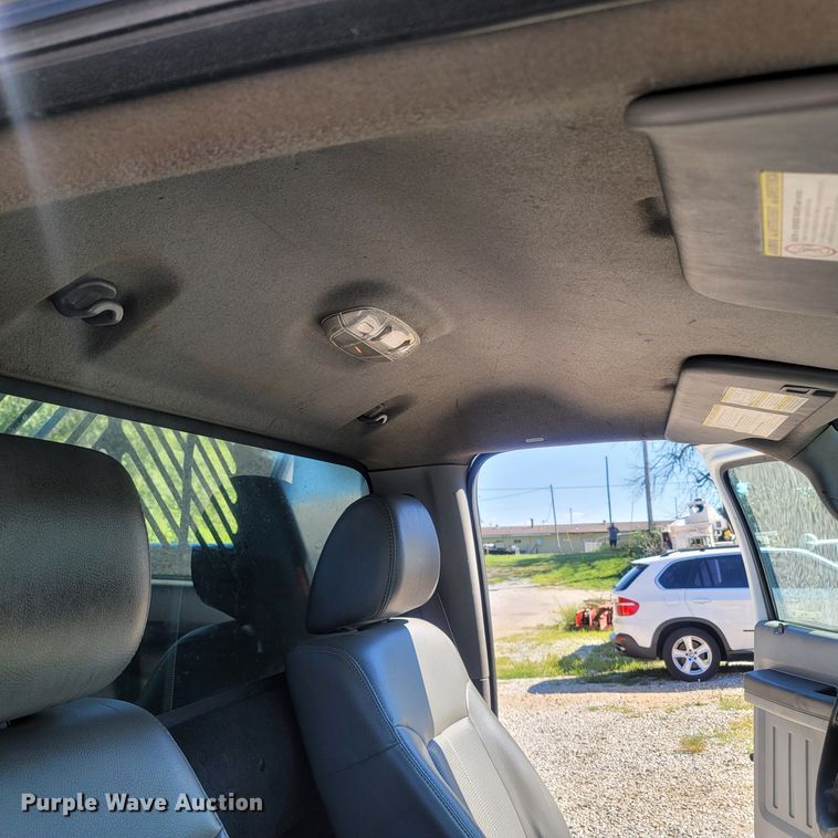 image for item LM9738 2011 Ford F550 Super Duty  dump truck