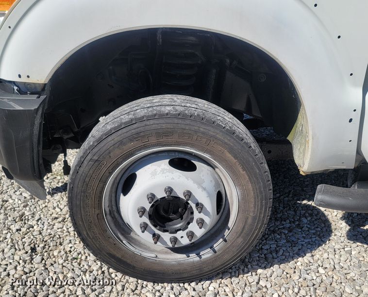 image for item LM9738 2011 Ford F550 Super Duty  dump truck