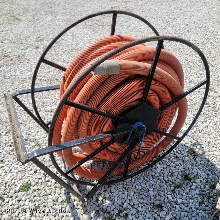 image for item LM9741 Commander White Magic H.O  carpet extractor/cleaner