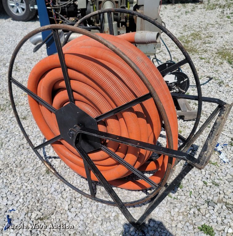 image for item LM9741 Commander White Magic H.O  carpet extractor/cleaner