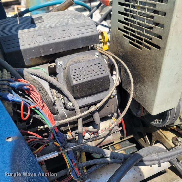 image for item LM9741 Commander White Magic H.O  carpet extractor/cleaner