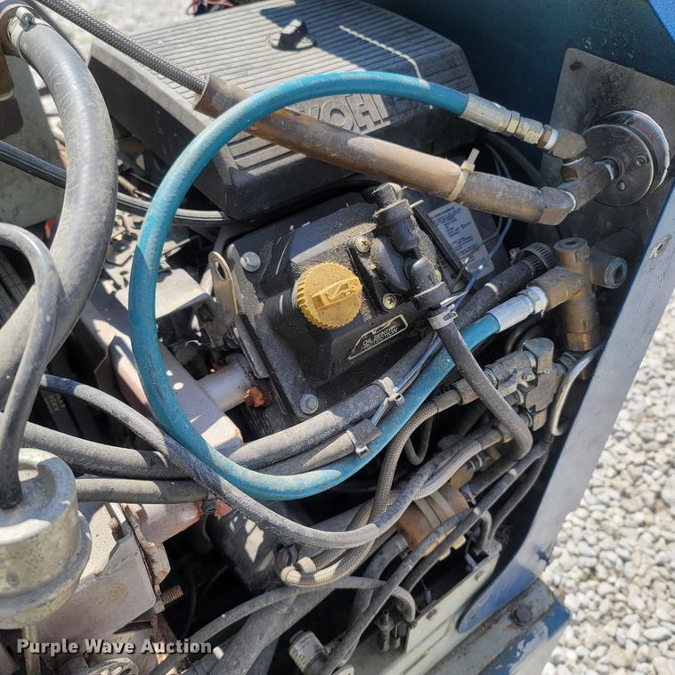 image for item LM9741 Commander White Magic H.O  carpet extractor/cleaner