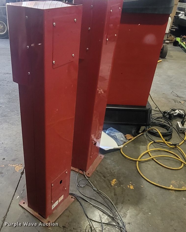 image for item LM9747 Hawkeye Elite  alignment machine