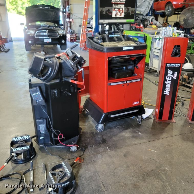 image for item LM9747 Hawkeye Elite  alignment machine