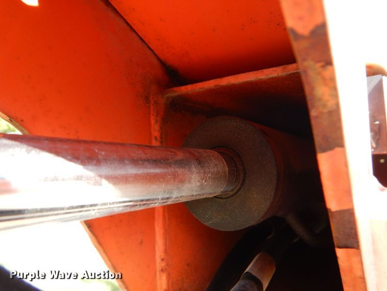 image for item LS9881 2007 JLG T500  boom lift