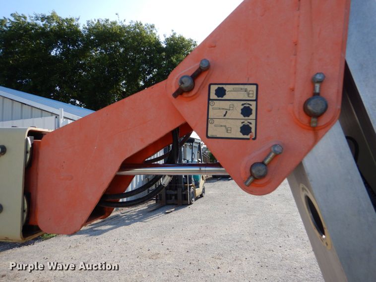 image for item LS9881 2007 JLG T500  boom lift