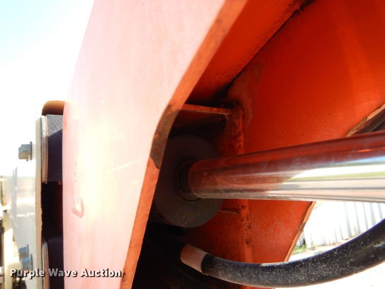 image for item LS9881 2007 JLG T500  boom lift