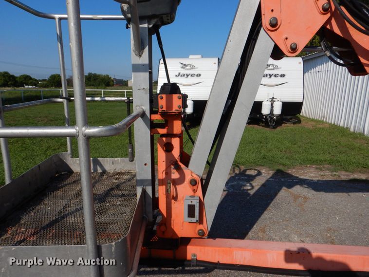 image for item LS9881 2007 JLG T500  boom lift