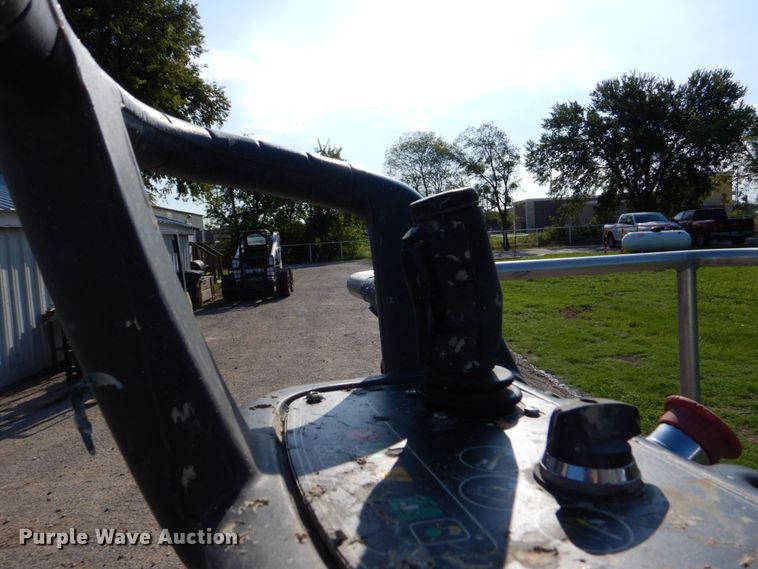 image for item LS9881 2007 JLG T500  boom lift