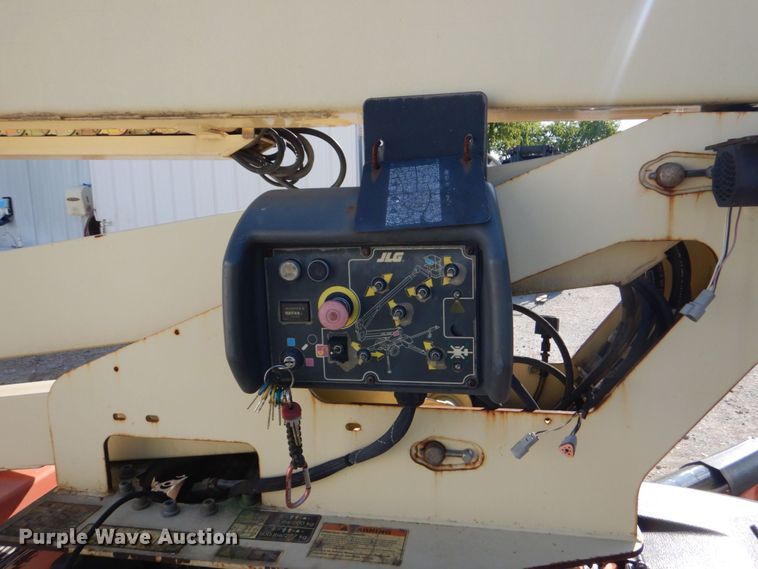 image for item LS9881 2007 JLG T500  boom lift