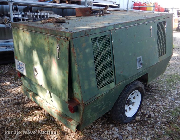 image for item LS9882 Sullair 185DPQ-JDD  air compressor