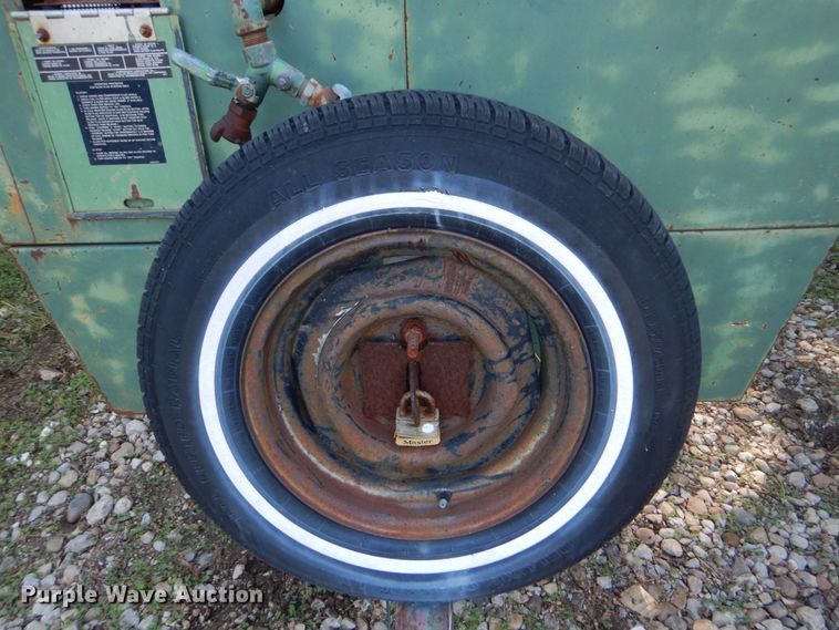 image for item LS9882 Sullair 185DPQ-JDD  air compressor