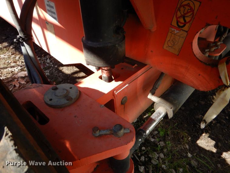 image for item LS9883 2002 JLG 600S  boom lift