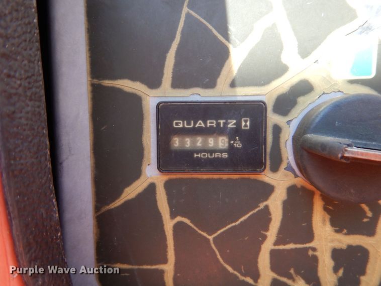 image for item LS9883 2002 JLG 600S  boom lift